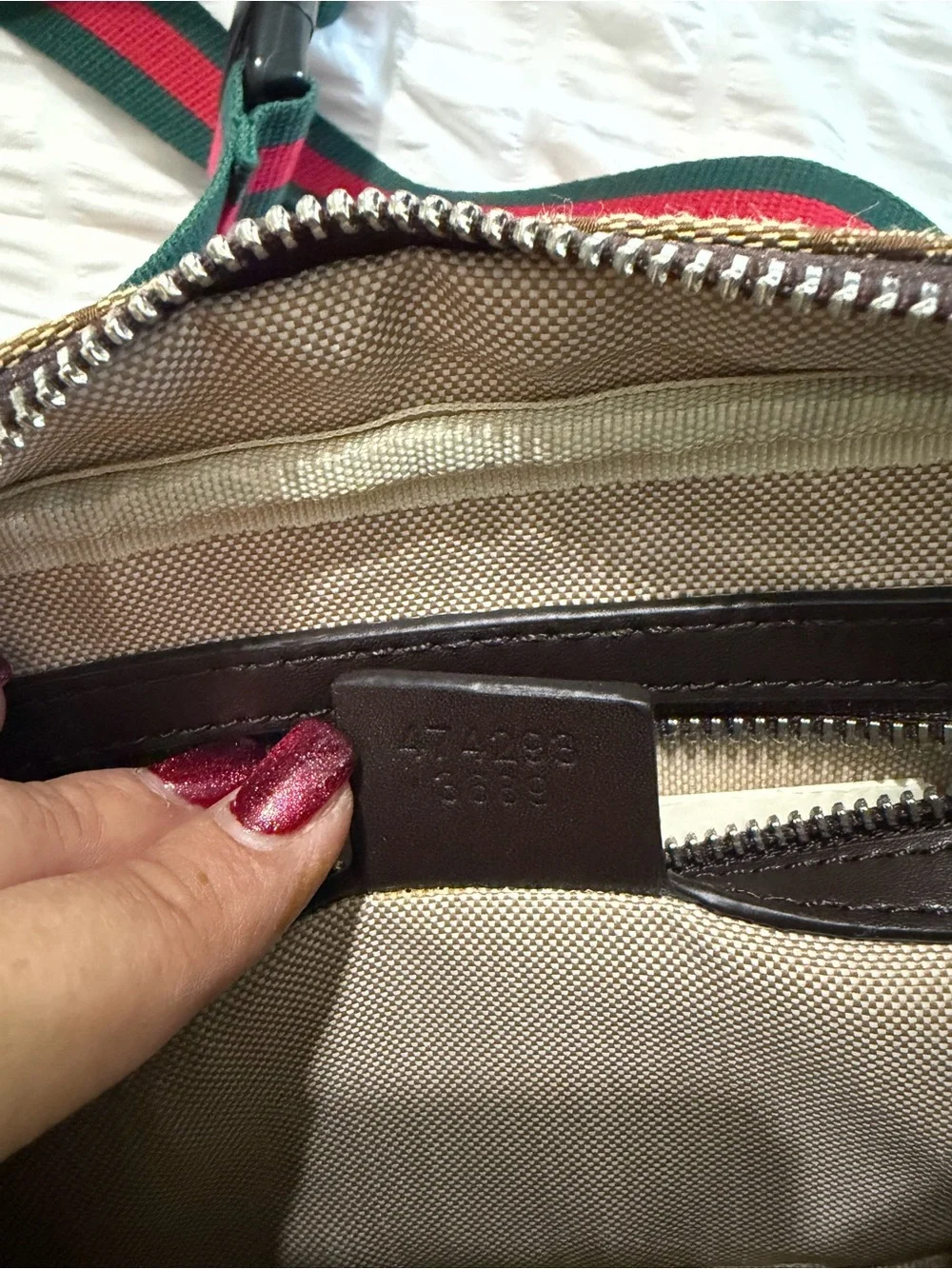 Gucci Beige Canvas Interior Crossbody with Brown Leather Trim